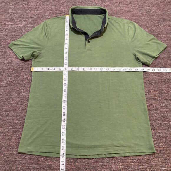 Lululemon Evolution Polo Shirt Men’s Small Short Sleeve Green Performance - Picture 4 of 4